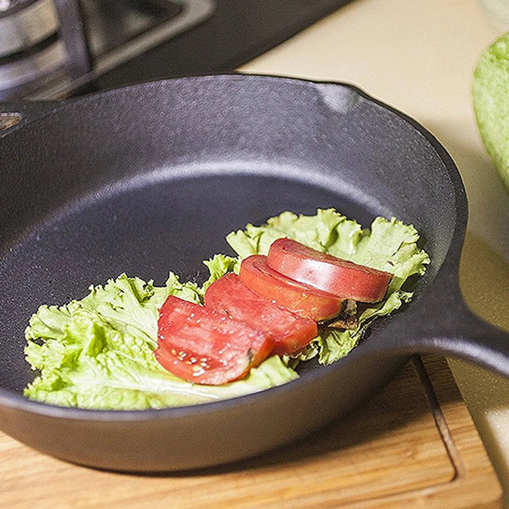 Чугунная антипригарная сковорода с длинной ручкой для жарки газовых индукции