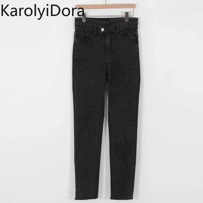 

Fashion 2021 Spring Korean version of the new autumn wild wild special waist cut feet high waist was thin feet jeans