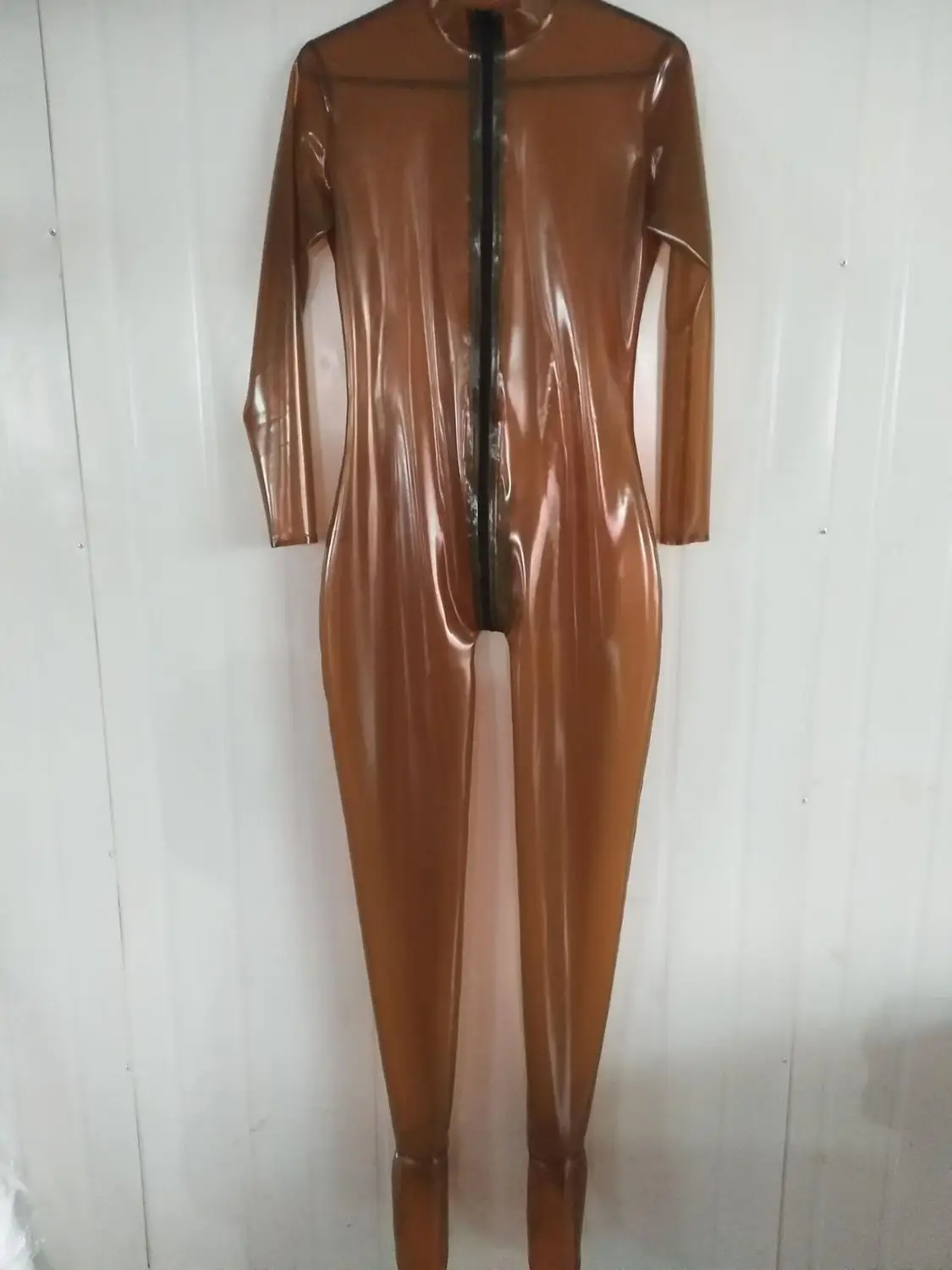 Комбинезон кофейный унисекс из латекса и резины с длинными рукавами черной