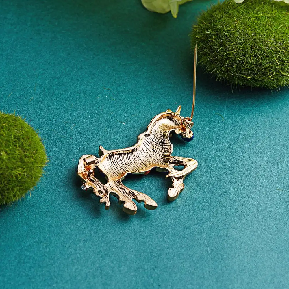

Vintage Unique Crystal Horse Brooch Pin Colorful Enamel Unicorn Brooches for Women Men Coat Suit Scarf Girl Lady Jewelry Gift