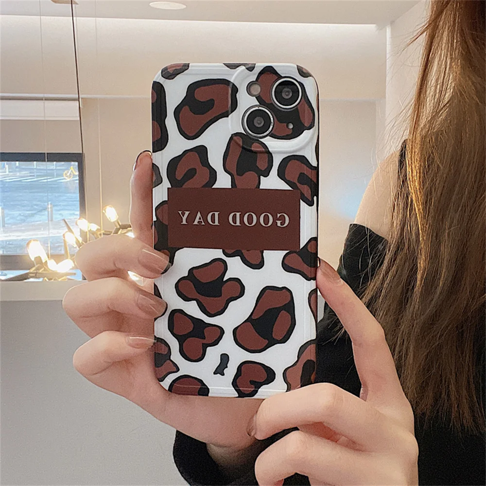 

INS brand Animal Leopard Plush Keep warm soft phone case For iPhone 13 Pro Max 12 MiNi 11 Pro MAX X XS XR 7 8 plus SE 2020 Case