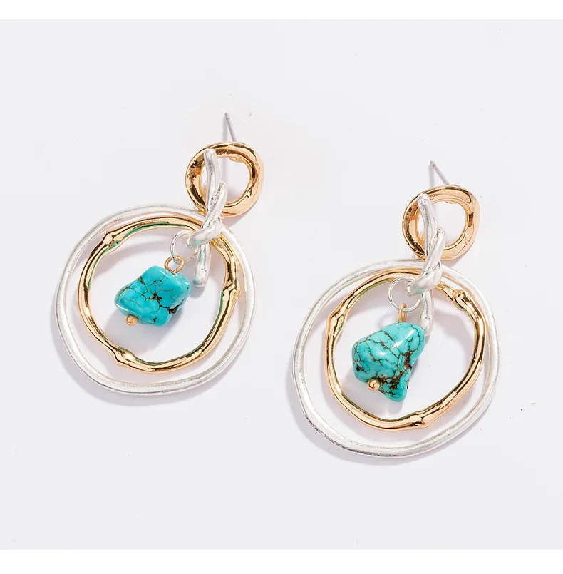 Круглые серьги-гвоздики в европейском стиле с неровными волнами универсальные