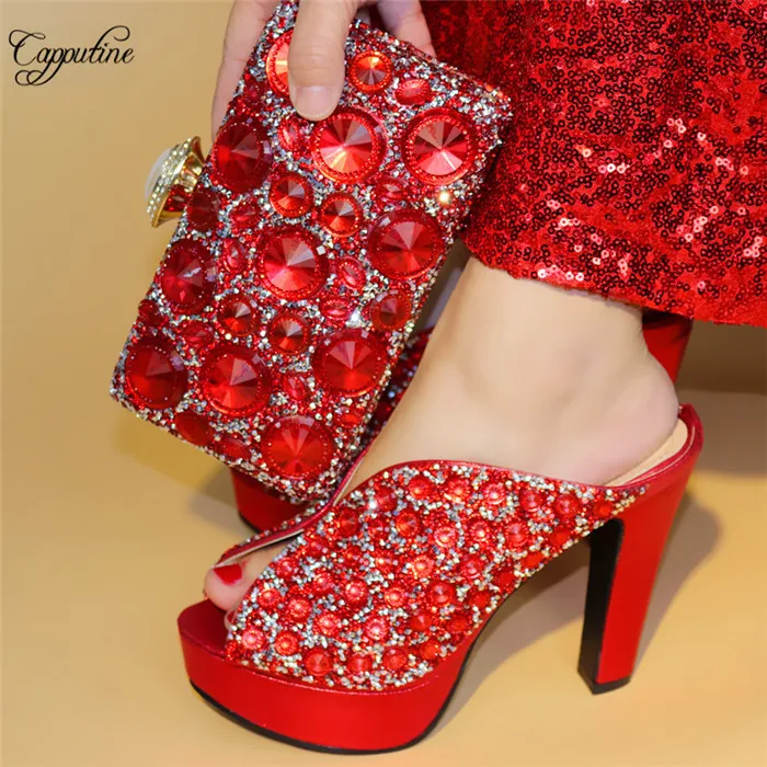 Новейшая вечеринка сандалии на высоком каблуке с пряжкой и сумочка в комплекте