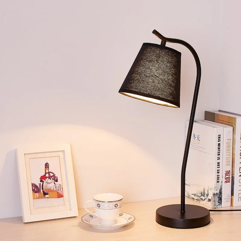 

Europe Wrought Iron Desk Lamp Originality Personality Modern Decoration Lighting Platform Study Study Bedroom Bedside Children