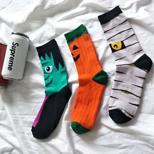 Четыре сезона, новые Мультяшные креативные носки для пар, европейские и американские носки для Хэллоуина, персонализированные хлопковые новогодние носки