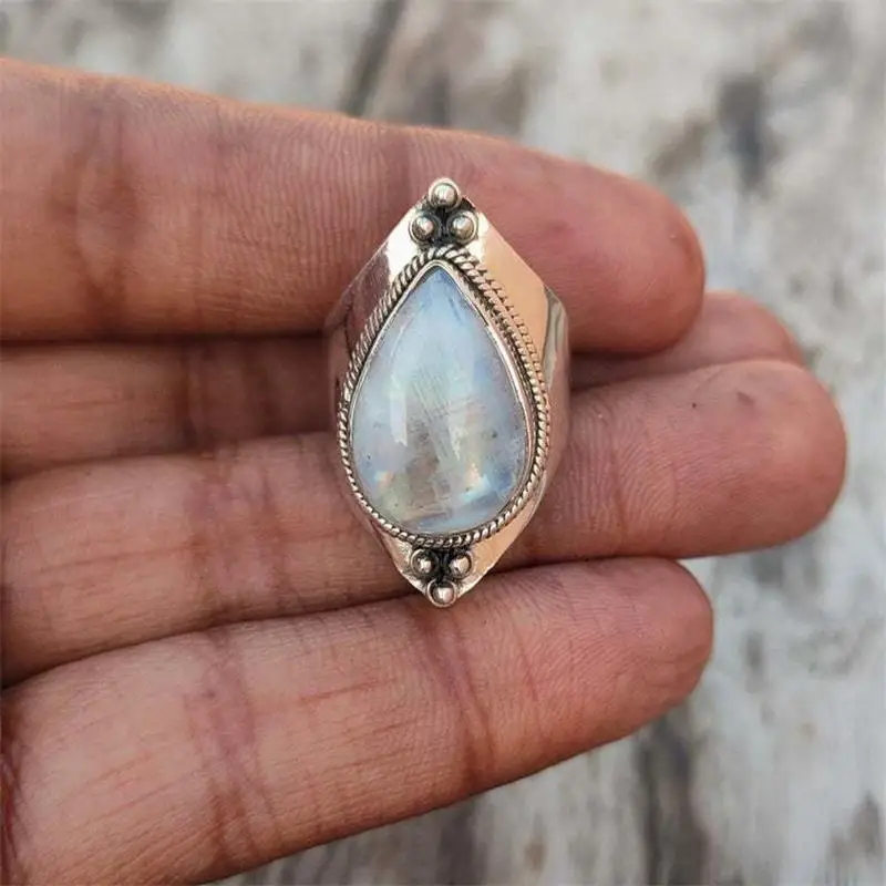 

Retro Drop-Shaped Moonstone Ring Bohemia Style Wide Version Women's Ring Wedding Jewelry Party Gift