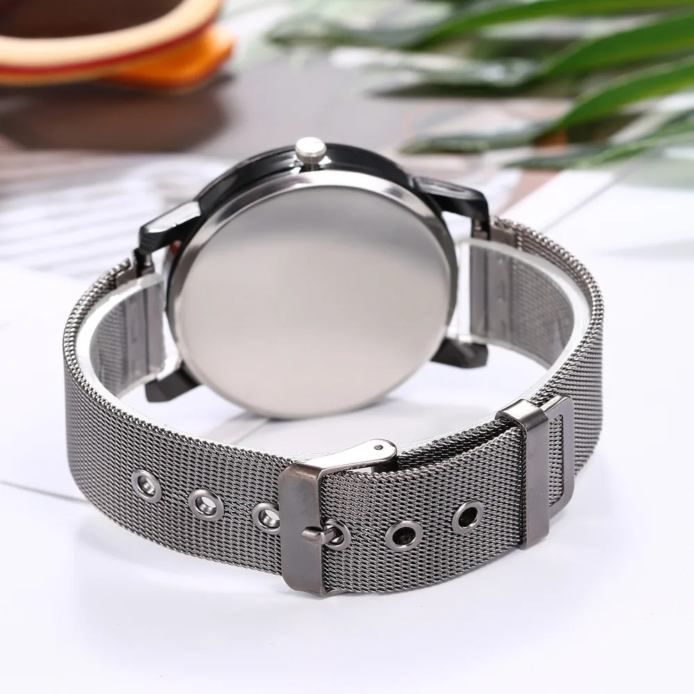 Часы наручные женские кварцевые с кожаным ремешком на День святого Валентина |