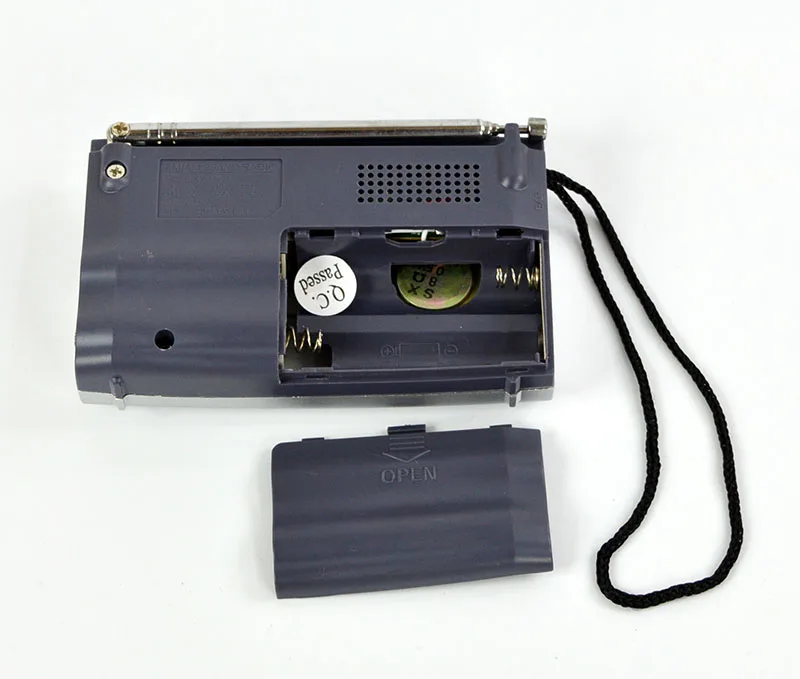 

BC-R28 New Telescopic Antenna Have Standard Earphones Jack Portable AM/FM Receiver World Universal Built In Speaker Pocket Radio