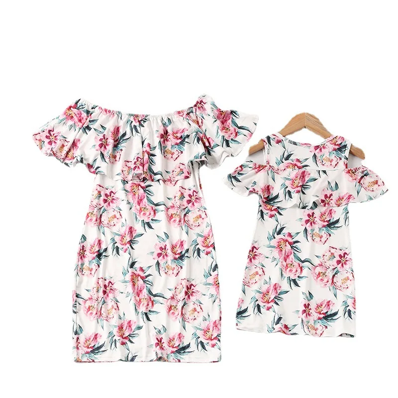 

2021 new mother-daughter parent-child one-shoulder ruffled wear printed dress spring summer