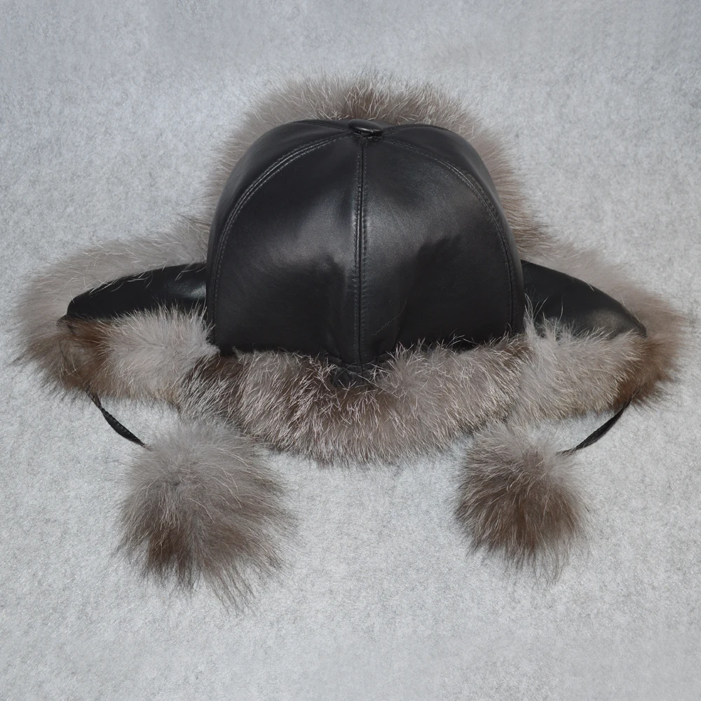 Женская шапка бомбер из натурального Лисьего меха зимняя теплая ушанка 2020 лисы