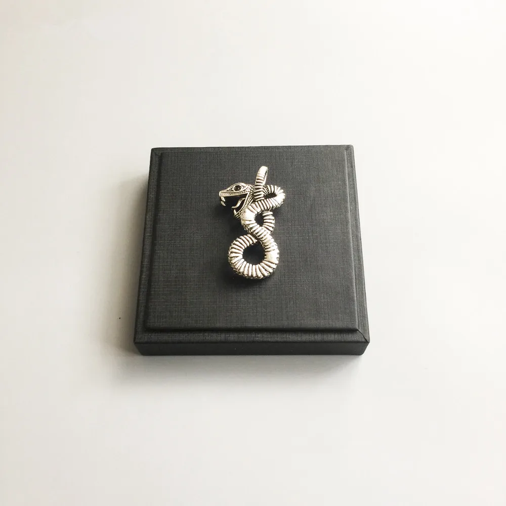 Подвески в виде змеи из серебра 925 пробы с черным цирконием подходят к цепочкам