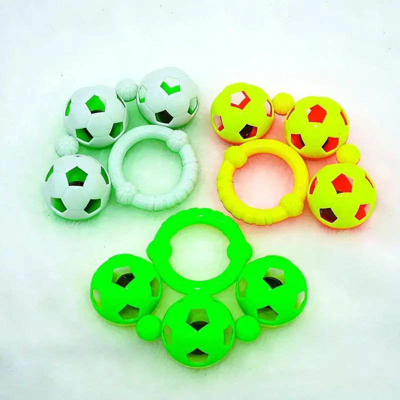 Футбол Новорожденный ребенок для тренировки захвата колокольчик погремушки