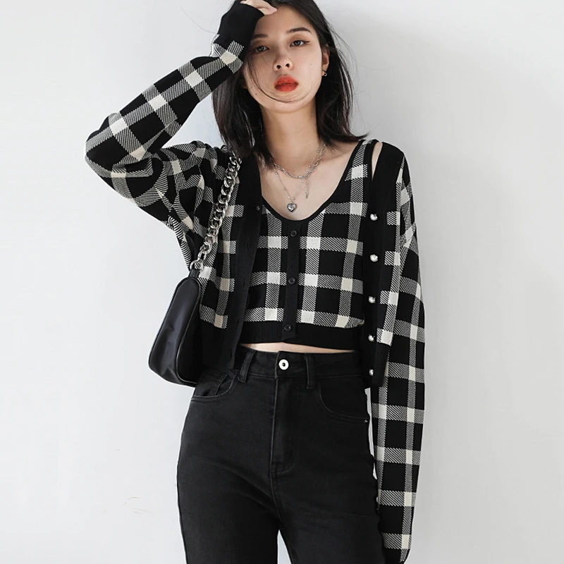 

Vintage Plaid Cardigan Set Women Spring Autumn Long Sleeve Chic Cardigans and Sexy Knitted Camisole 2 Piece Sets Sweet Sweaters