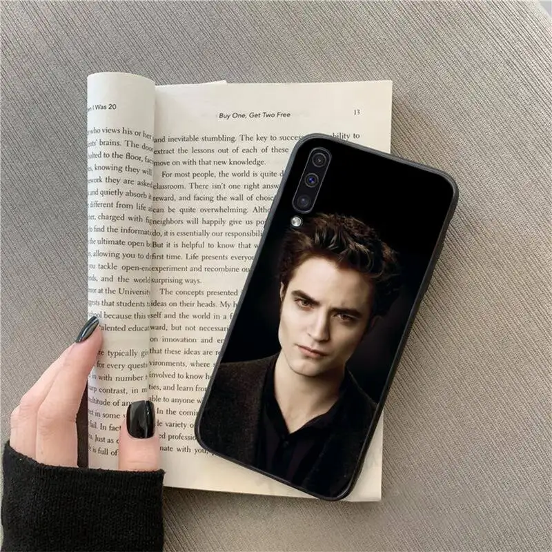 

Robert Pattinson Twilight Vampire Phone Case For Samsung galaxy S 9 10 20 A 10 21 30 31 40 50 51 71 s note 20 j 4 2018 plus