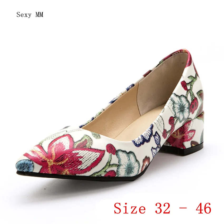 Женские туфли лодочки на низком каблуке вечерние шпильке маленького размера