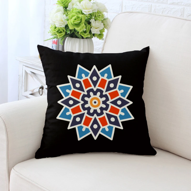 Квадратные наволочки с геометрическим принтом в стиле Марокко на талии для