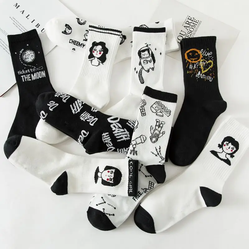 

Korean Style Women Cotton Socks Black Cute Pattern Hip Hop Crew Funny Socks Novelty White Socks Cool Harajuku Designer Socks