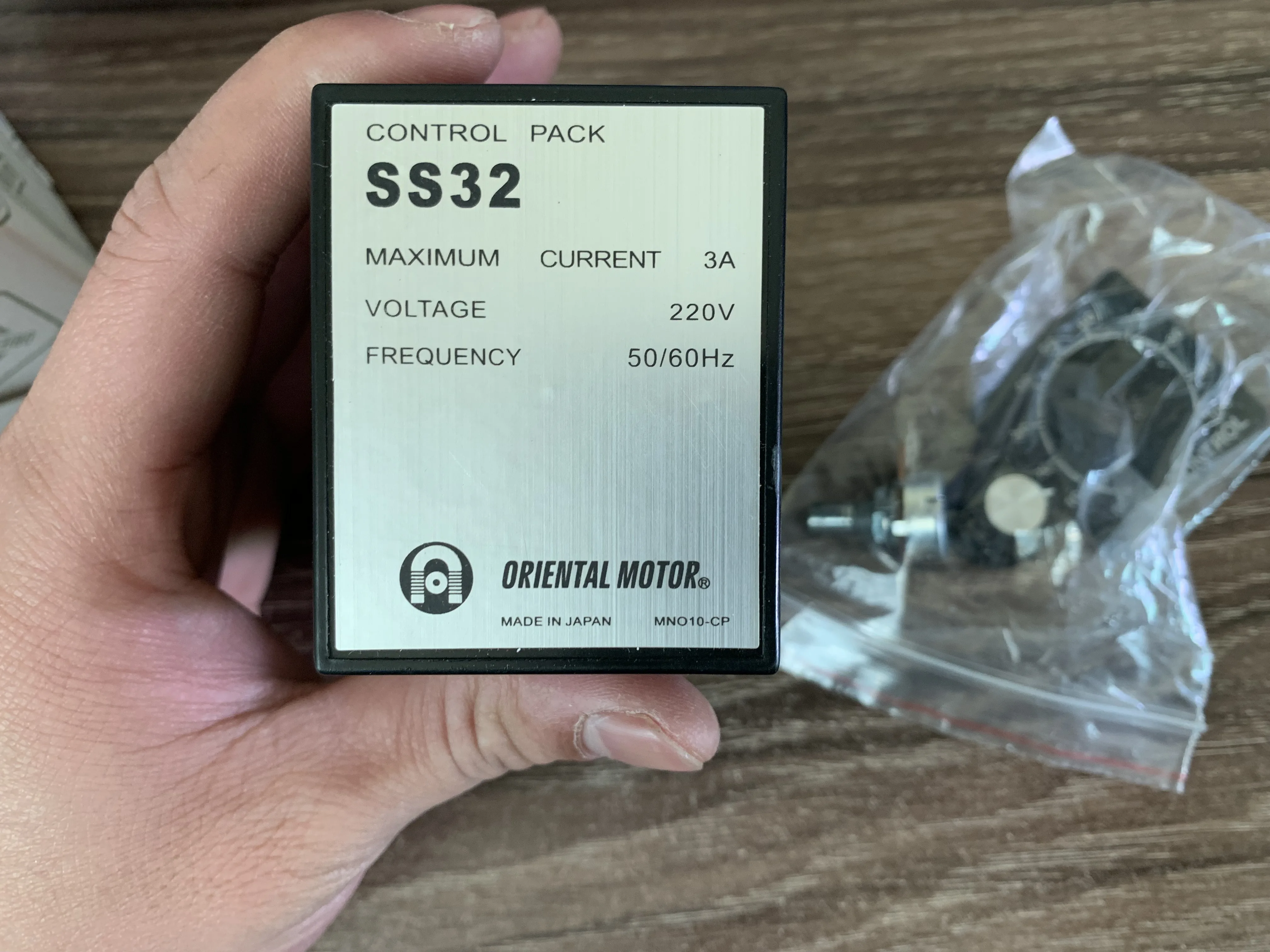 Японская Восточная регулятор двигателя SS32 11 контактов 220 В 50/60 Гц | Обустройство