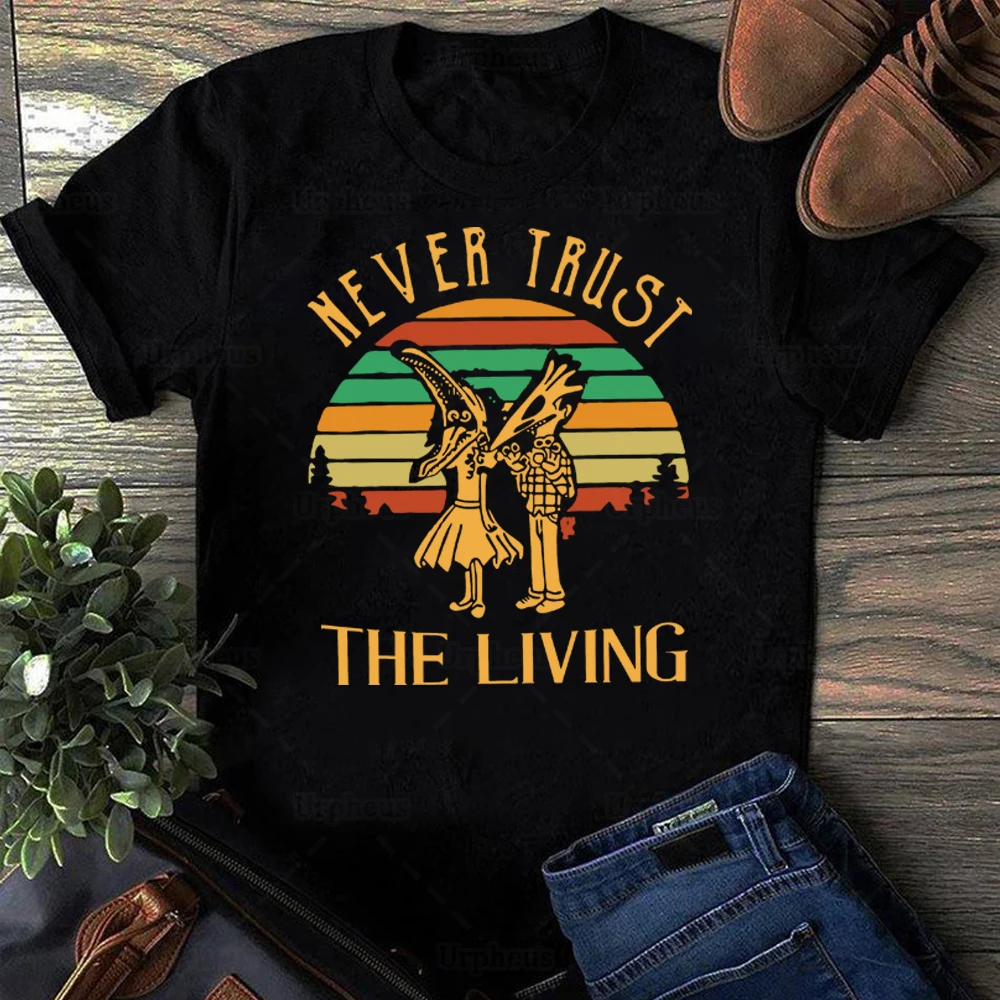 Футболка из хлопка с надписью Never Trust The Living | Женская одежда