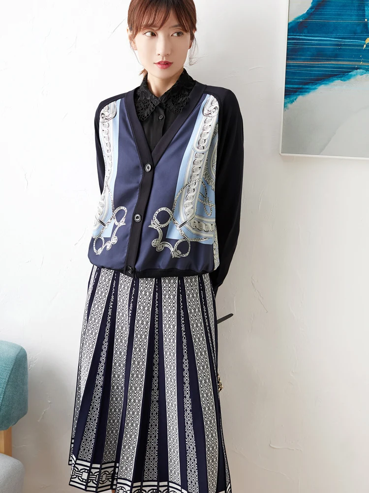 

New Court harness V-neck cardigan printed silk cardigan V-Neck long sleeve