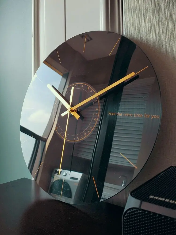 

Бесшумные Подвесные часы для гостиной, кварцевые часы, домашние часы, креативные модные современные минималистичные и великолепные художе...