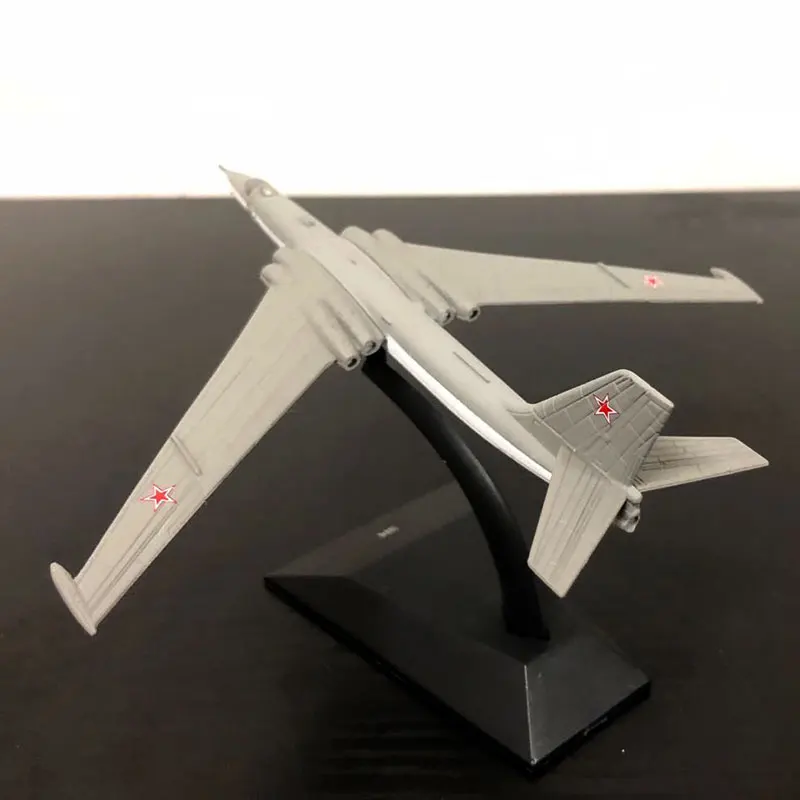 1/400 масштаб Россия M-4 Bison Strategic Bomber литая под давлением металлический армейский самолет модель игрушка для коллекции, подарок, дети, украшение