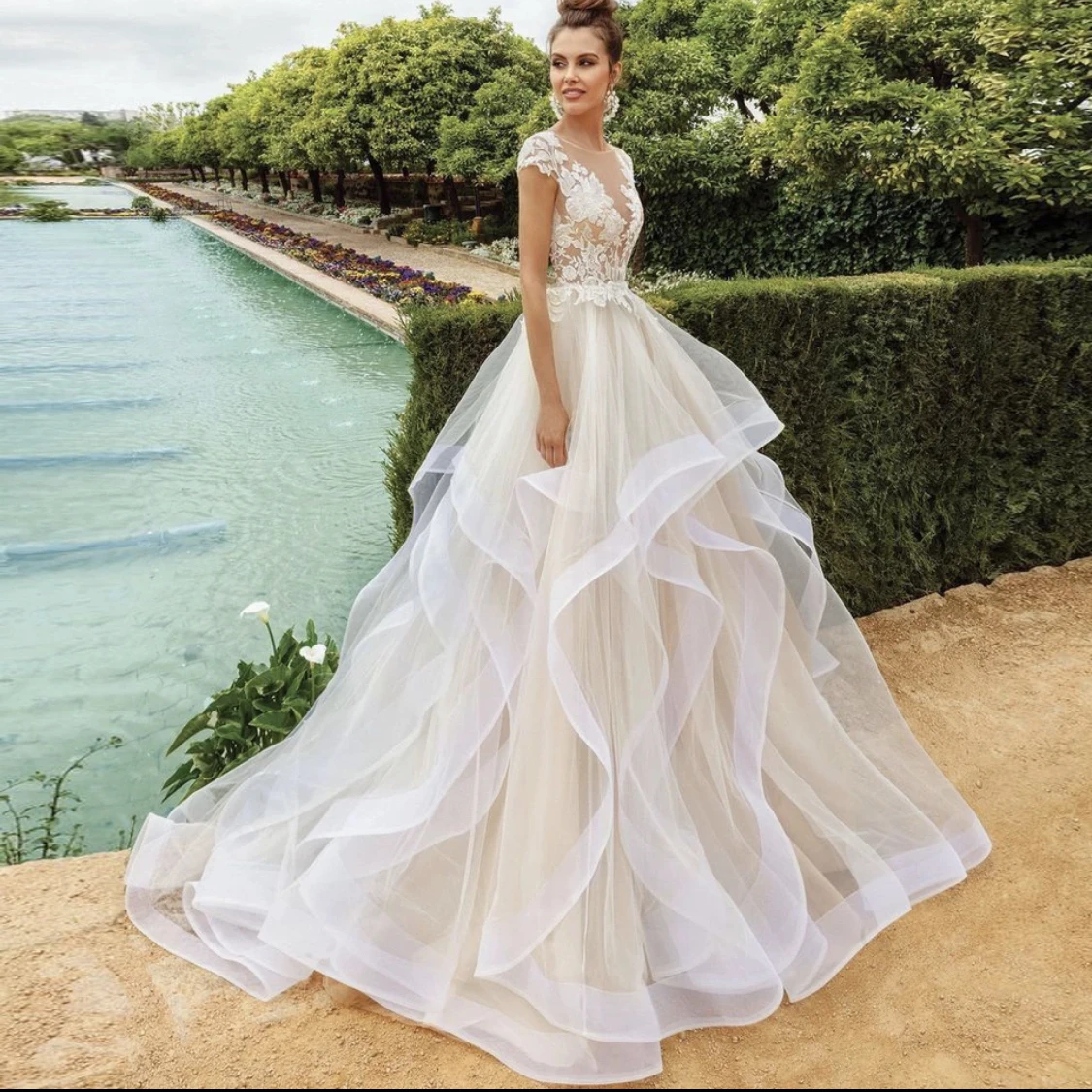 

See Through Vestidos De Novia Elegant Wedding Dresses A-Line Scoop Cap Sleeves Ruffles Tulle Appliqued Cheap Boho Bridal Gown