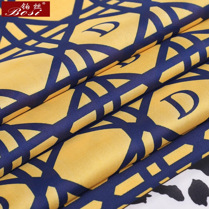 Женский шёлковый атласный шарф в клетку с леопардовым принтом| |