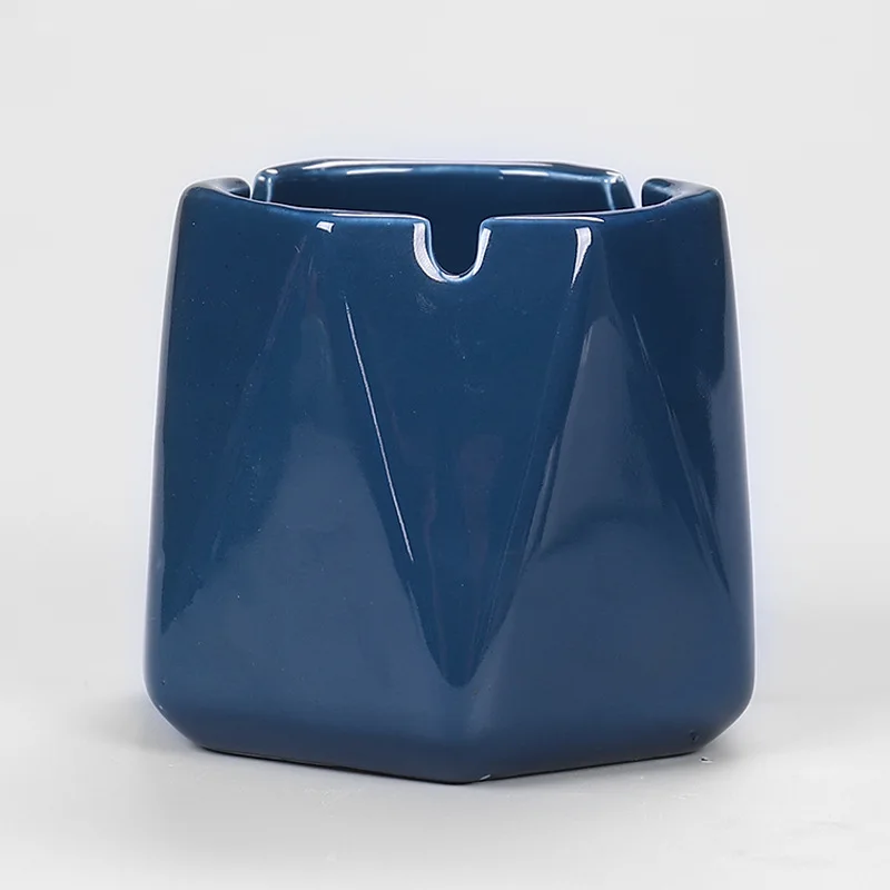 

European style Ceramics Windproof Ashtray Tabletop Gift for friends Hotel outdoor home decoration Smokeless Ashtray Holder