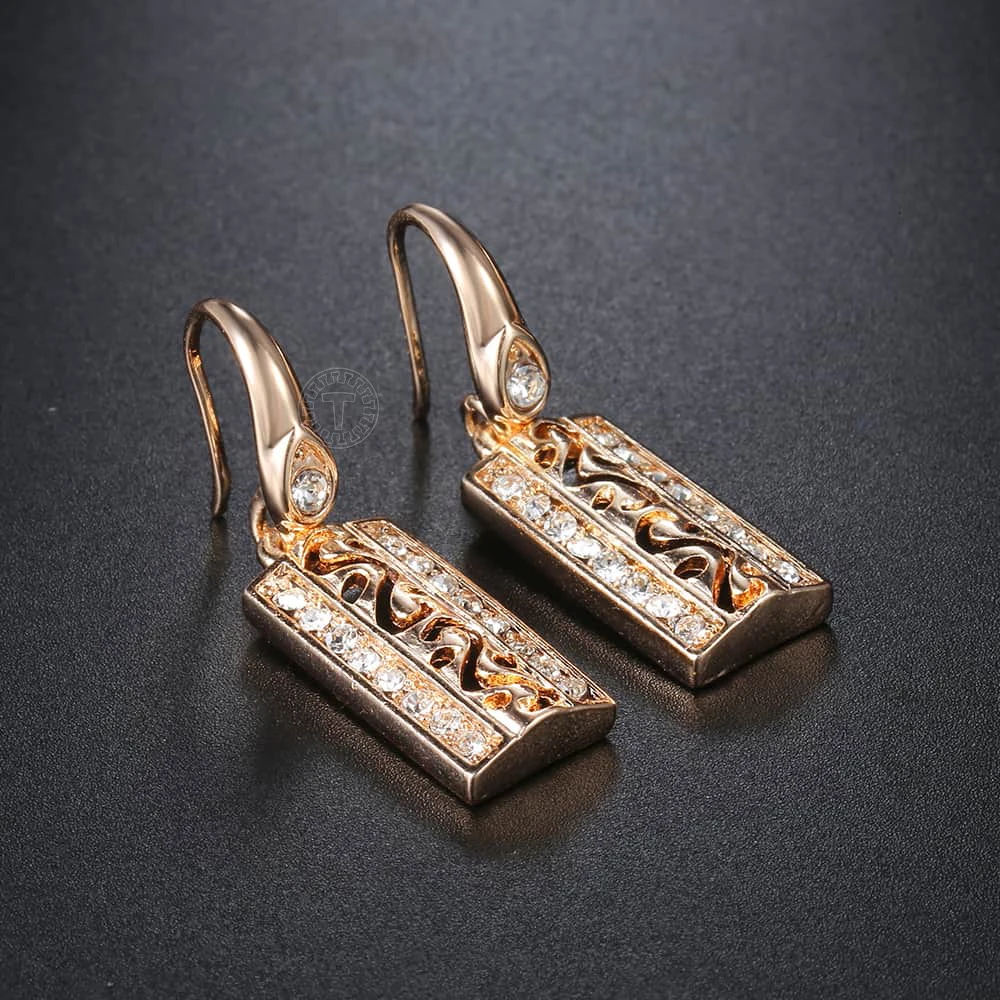 Женские серьги подвески из розового золота 585 пробы с вырезами и прозрачным