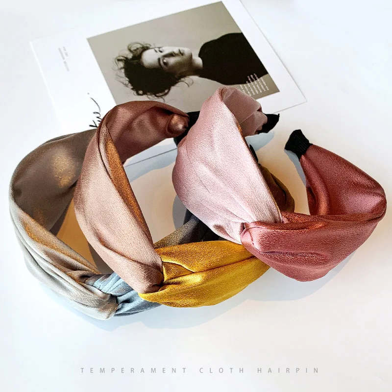 Повязка для волос тканевая женская тюрбан с узлом широкая эластичная лента на