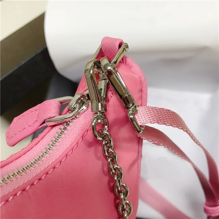 

2020 top quality womens handbags crossbody purses lady handbag tote vintage 2005 nylon shoulder bag channel hobo fashion duffle