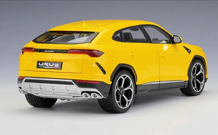 Bburago литая модель автомобиля 1:18 SUV Urus внедорожный металлический сплав Высокая имитационная машина с базой Игрушки для мальчиков подарки для мальчиков