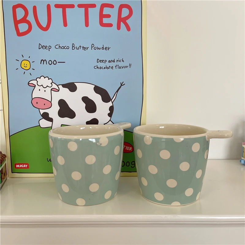 

Милая керамическая кофейная кружка Cutelife в скандинавском стиле с синими точками, многоразовая кружка для питья молока, чая, десертов, подарк...