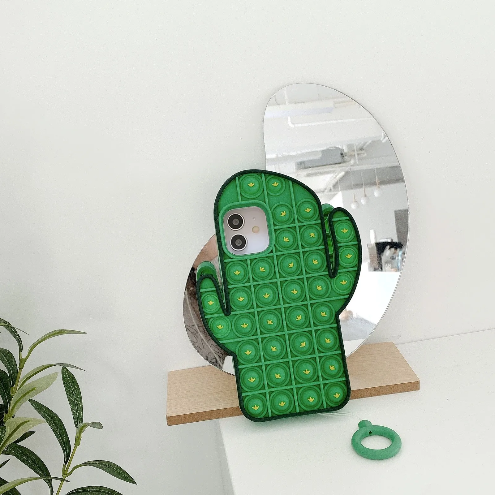 

Action Toy Pops It Phone Case For Iphonexs Max Cactus-shaped Cover Sensory Toy Soft Silicone Decompression Phone Case 6.5 Inches