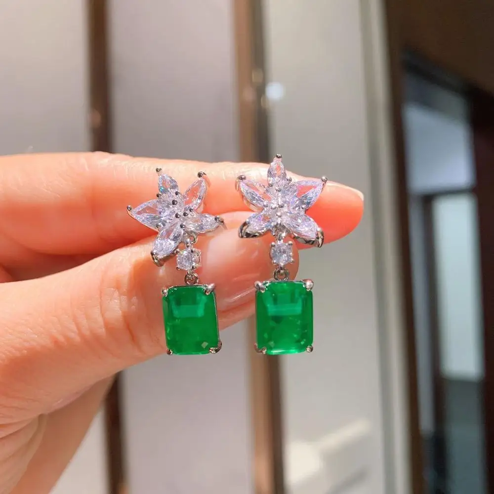 

Funmode Elegant Flower Shape Green Pendant Earring For Women Wedding Party Copper Rhinestone Earrings FE119