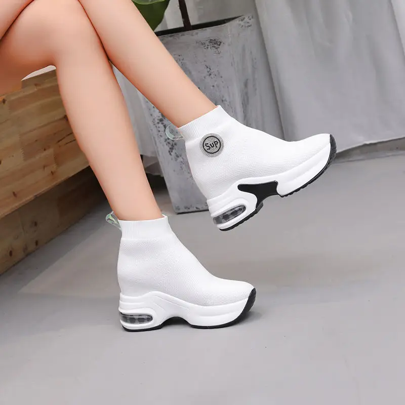 

Height Increasing Insole Women's Shoes 2021 Spring New Versatile Ins Online Influencer Sports Knitted High-Top Sock-like Shoes
