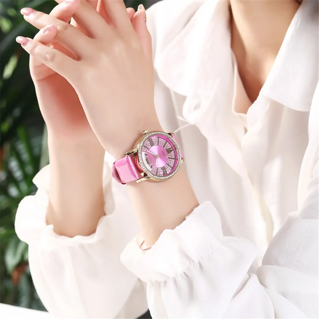 Женские Роскошные Кварцевые часы с кожаным ремешком | Наручные