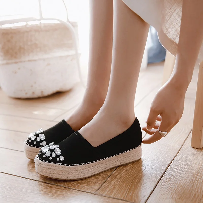 Волчник обыкновенный Сезон весна Женские слипоны из натуральной кожи Женская