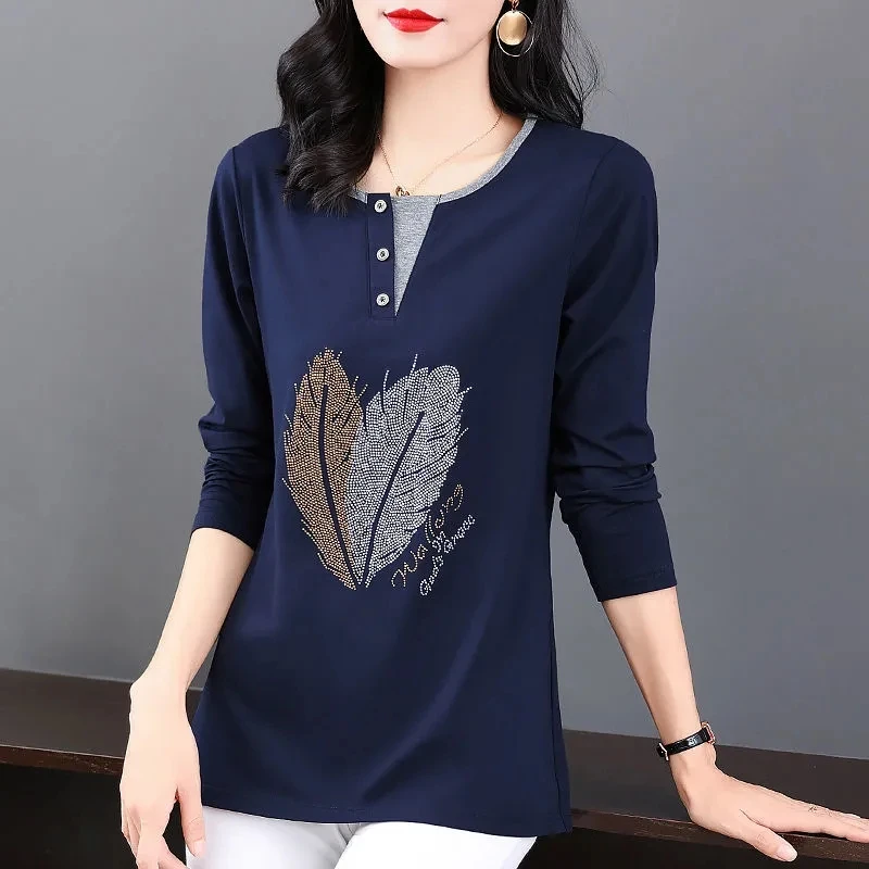 

Spring Long Sleeve T-shirt Women Casual Loose Plus size 5XL tee Korean Style Tops With Buttons Chic Diamonds O-neck Pullover