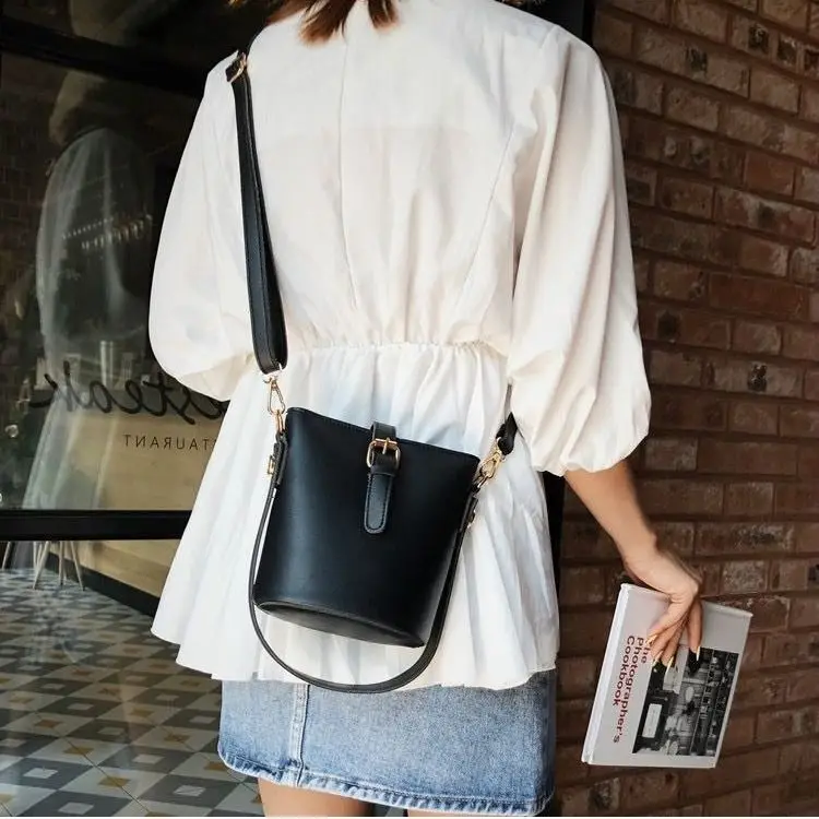 

Women's Bags Pu Leather Bucket Bag Simple Handbag Classic Shopping Bag Shoulder Bags