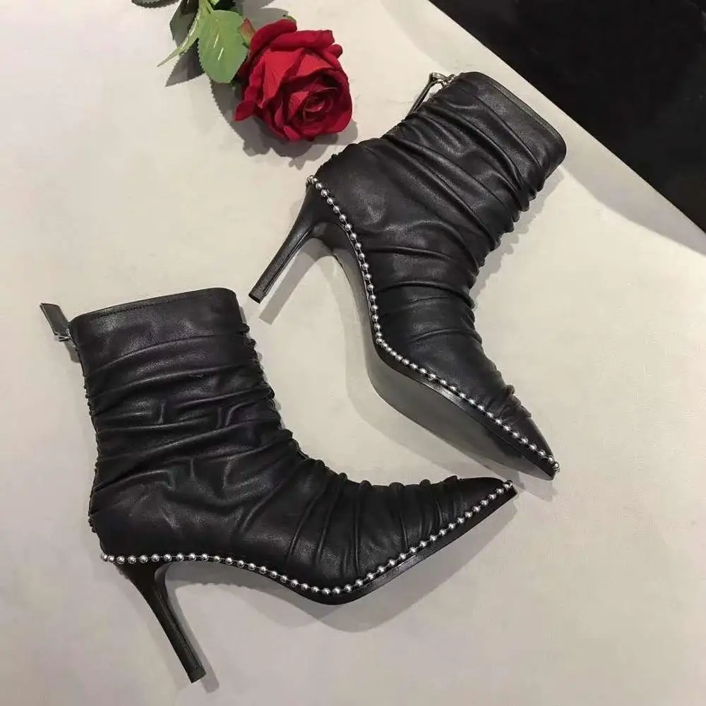

Vallu 2020 winter new leather time along the pointed steel ball decoration outsole street shooting artifact women's boots