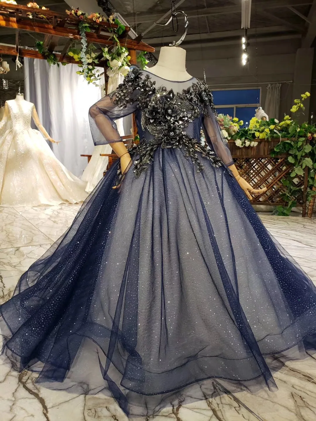 

Blue Glitters 2019 Flower Girl Dresses For Weddings Ball Gown 3d Flowers Shiny Fashion First Communion Dresses For Little Girls