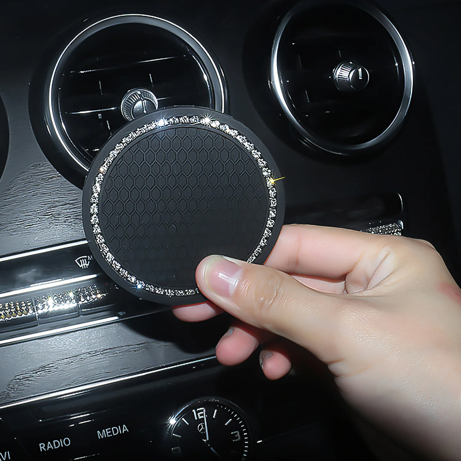 

Яркий держатель для воды, мягкий яркий держатель для чашки, Алмазный Автомобильный держатель для чашки, нескользящий Универсальный Автомоб...