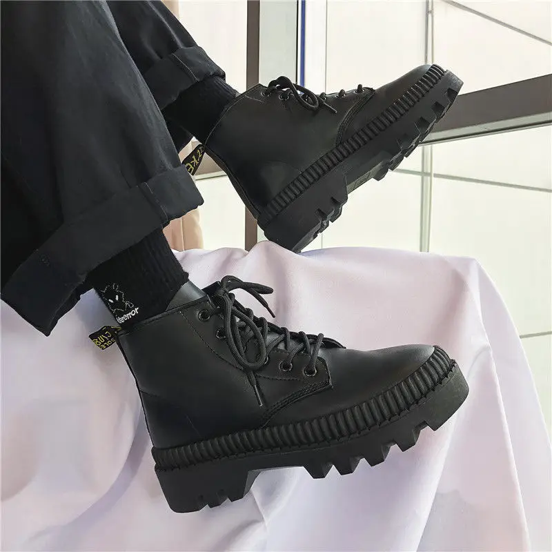 

2020 Winter New Black Thick Base Cloth Mid-Top Boots Men Fall British Trend Boots Hight-Top Korean Casual Men's Shoes Boots