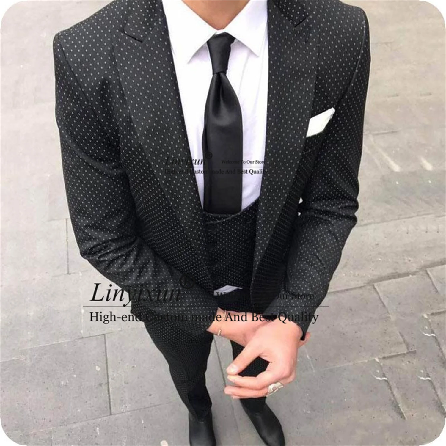 

Костюм облегающий мужской в черный горошек, блейзер, жилет, брюки, пиджак с заостренным лацканом, для свадебной вечеринки, костюм-тройка