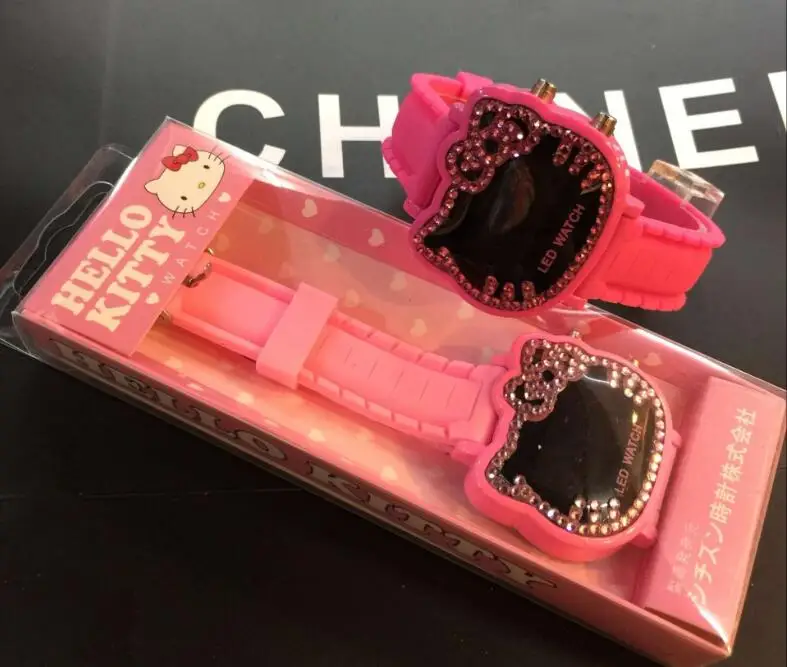 Hello kitty часы Led с бриллиантами и девушки красивые модные блокбастер часы Прямая с фабрики