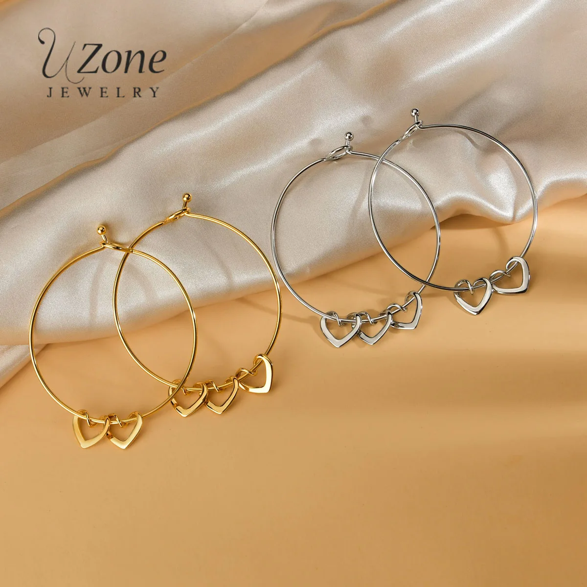 

UZone 2022 новые модные романтические браслеты из нержавеющей стали, золотые браслеты с полым кулоном в виде любовного сердца для женщин и детей...