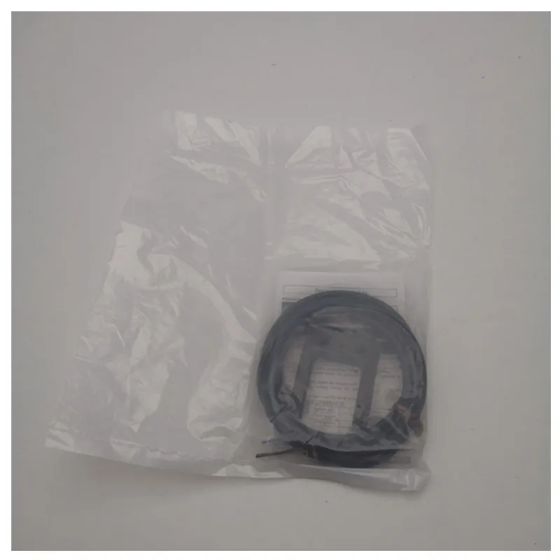 

OMRON E3Z-G61 Grooved-type Photoelectric Sensor with Built-in Amplifier