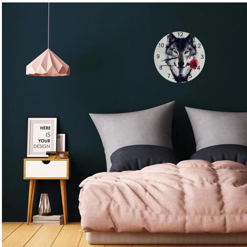 Настенные часы Wolf 25 см с цифровым циферблатом бесшумные батарейным питанием без